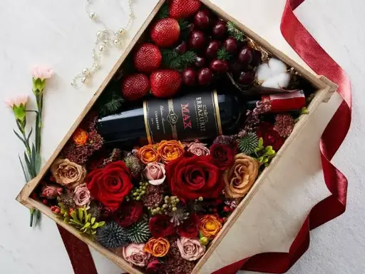 Wine & Floral Hamper